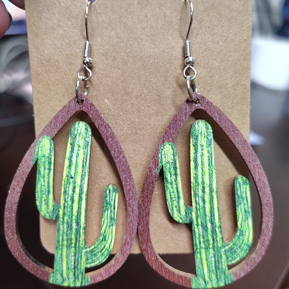 Cactus Teardrop Earrings - Picture 1 of 4